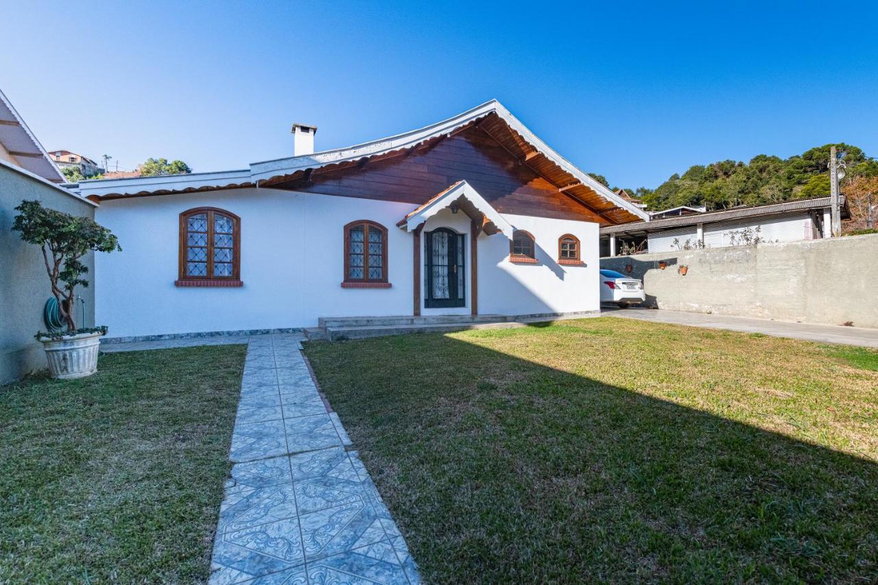 Villa Casa Bem localizada até 10 pessoas Campos Jordão Campos do Jordão Exterior foto